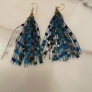 Beautiful lightweight sparkly dangle earrings